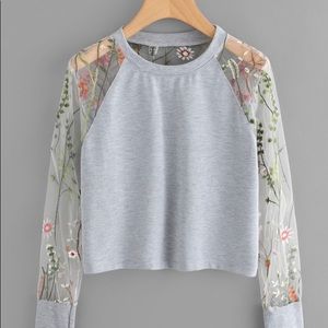Floral sheer sleeved sweatshirt